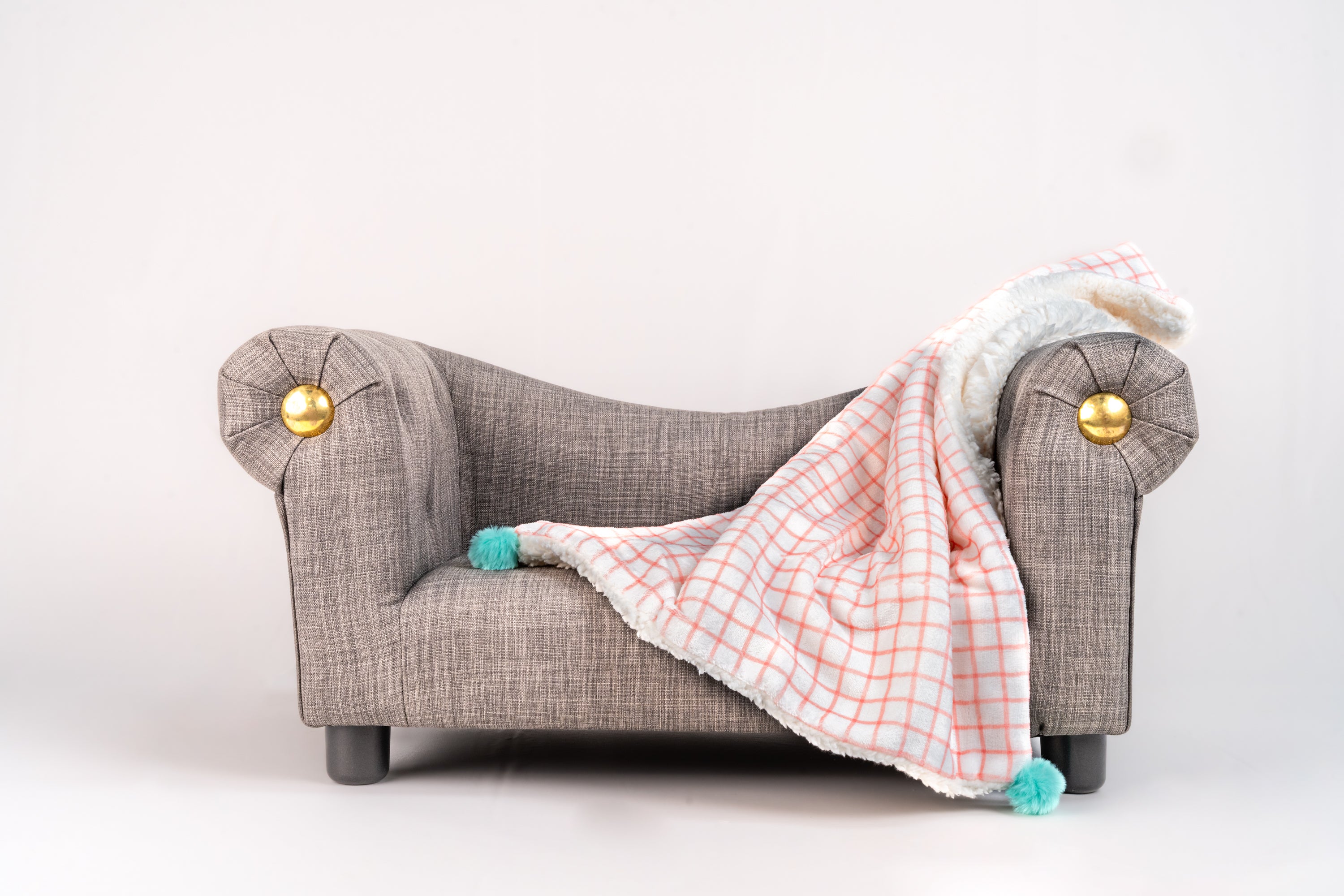 Plush Luxury Blanket with Tassels