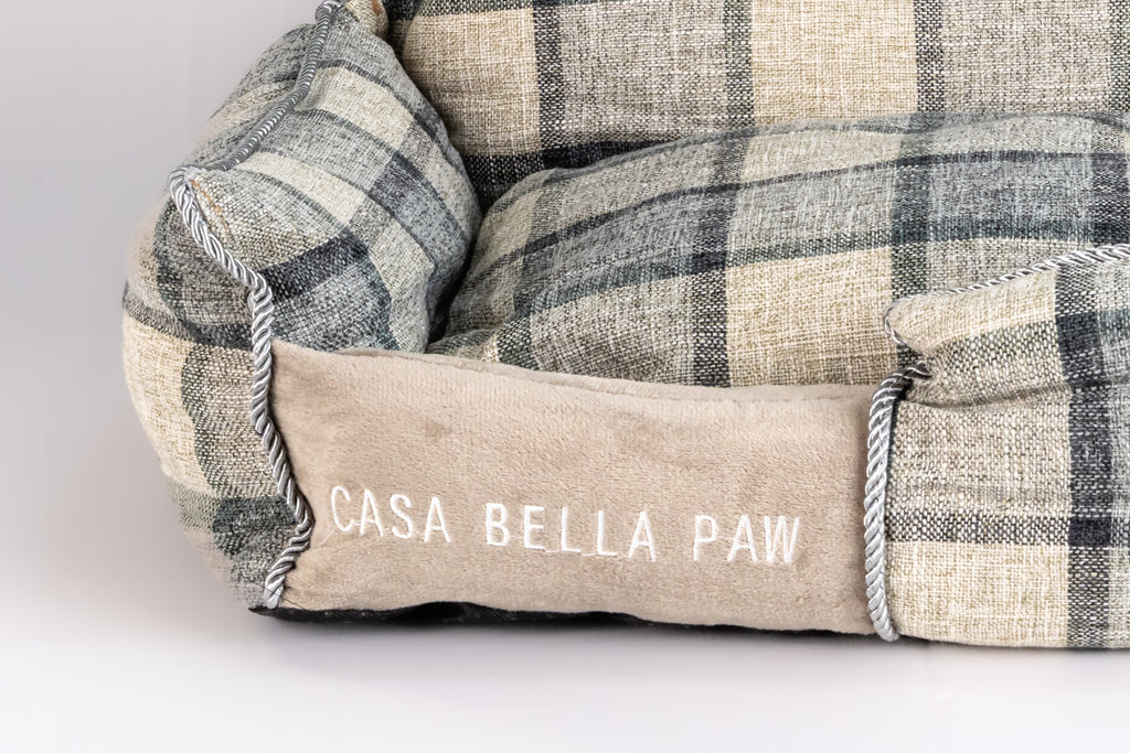Designer Plaid Luxury Pet Bed