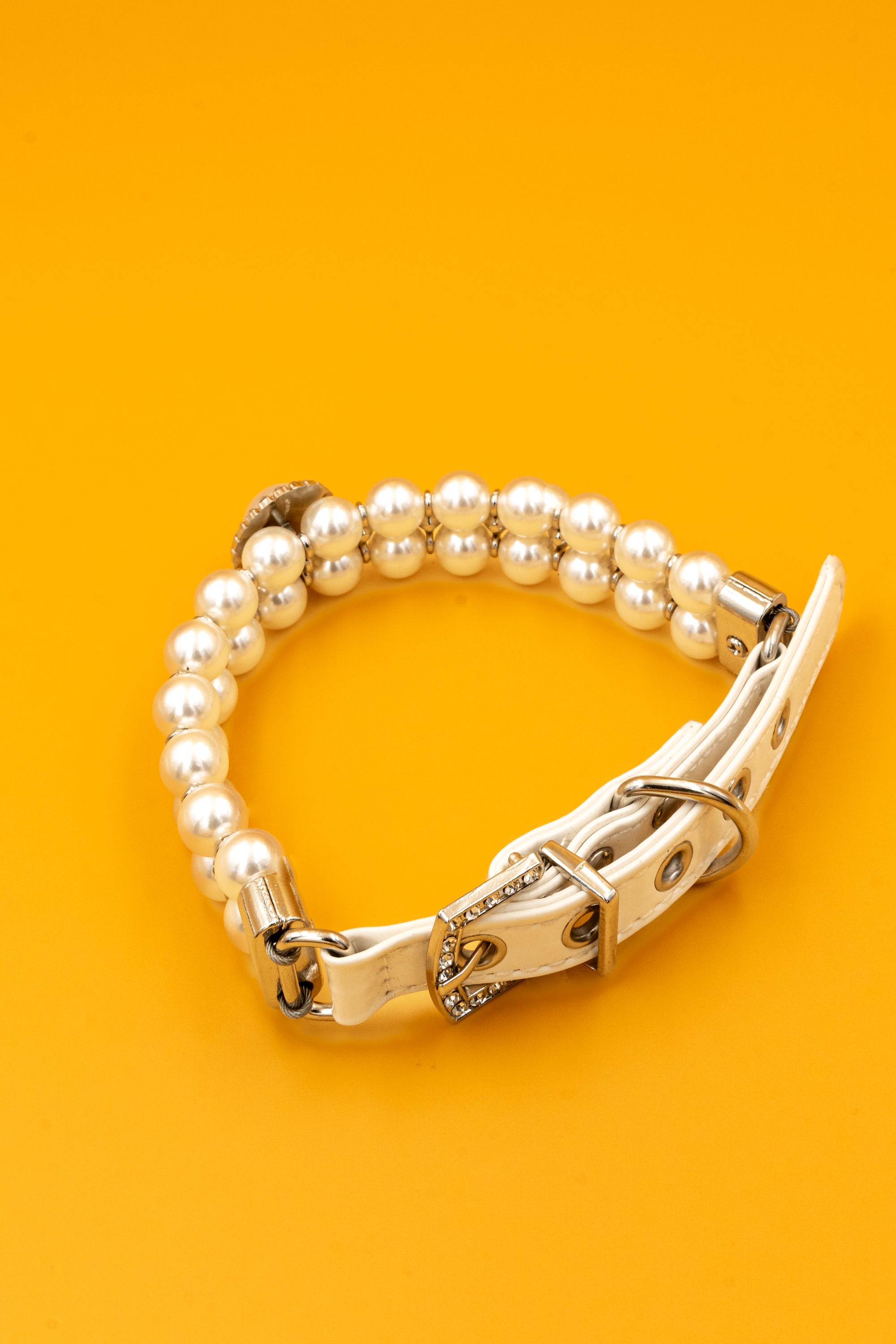 Pearl Embellished Pet Collar