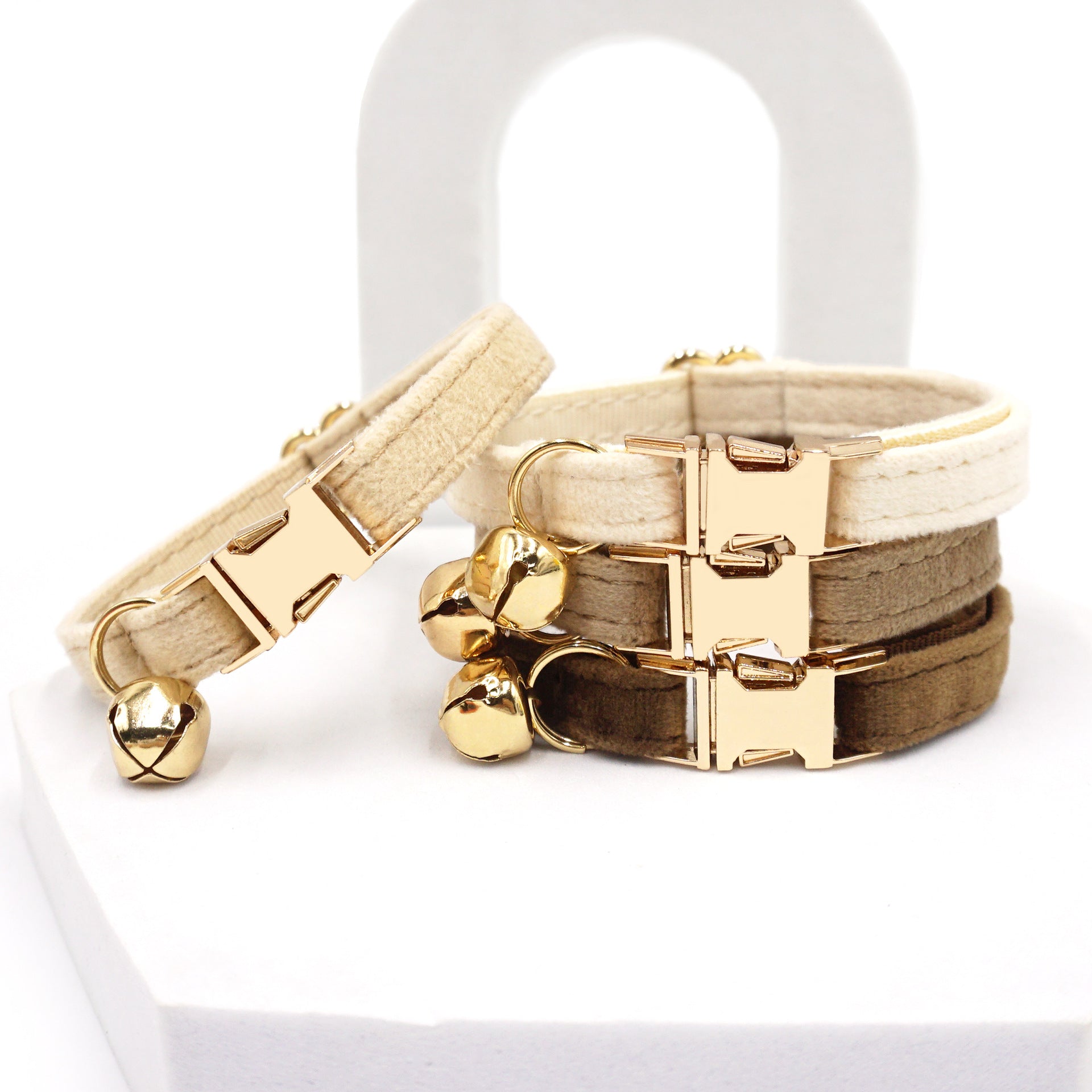 Velvet Bell Cat Collar