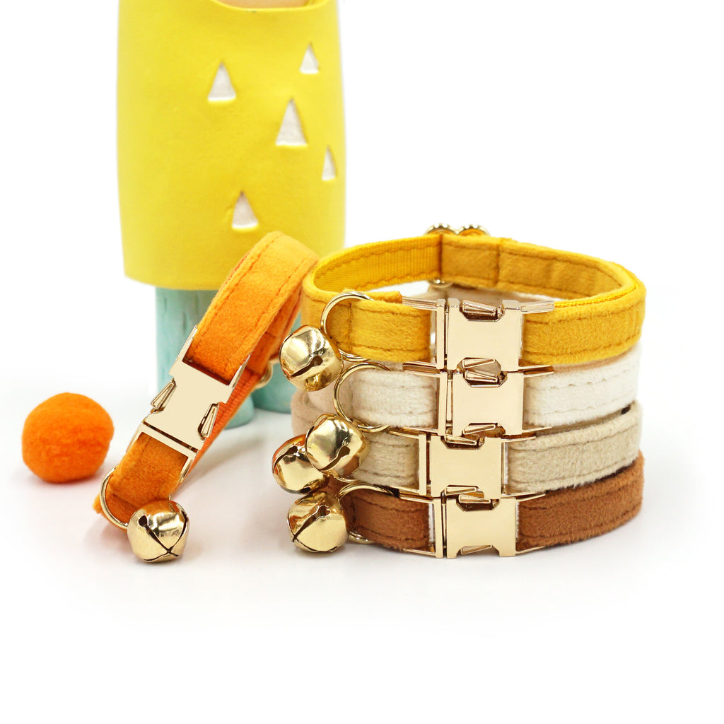 Velvet Bell Cat Collar