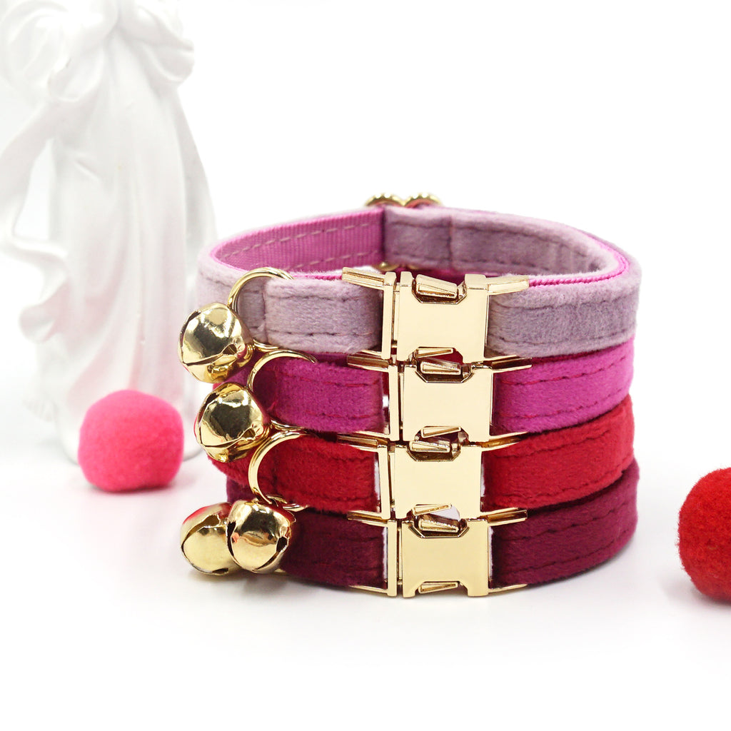 Velvet Bell Cat Collar
